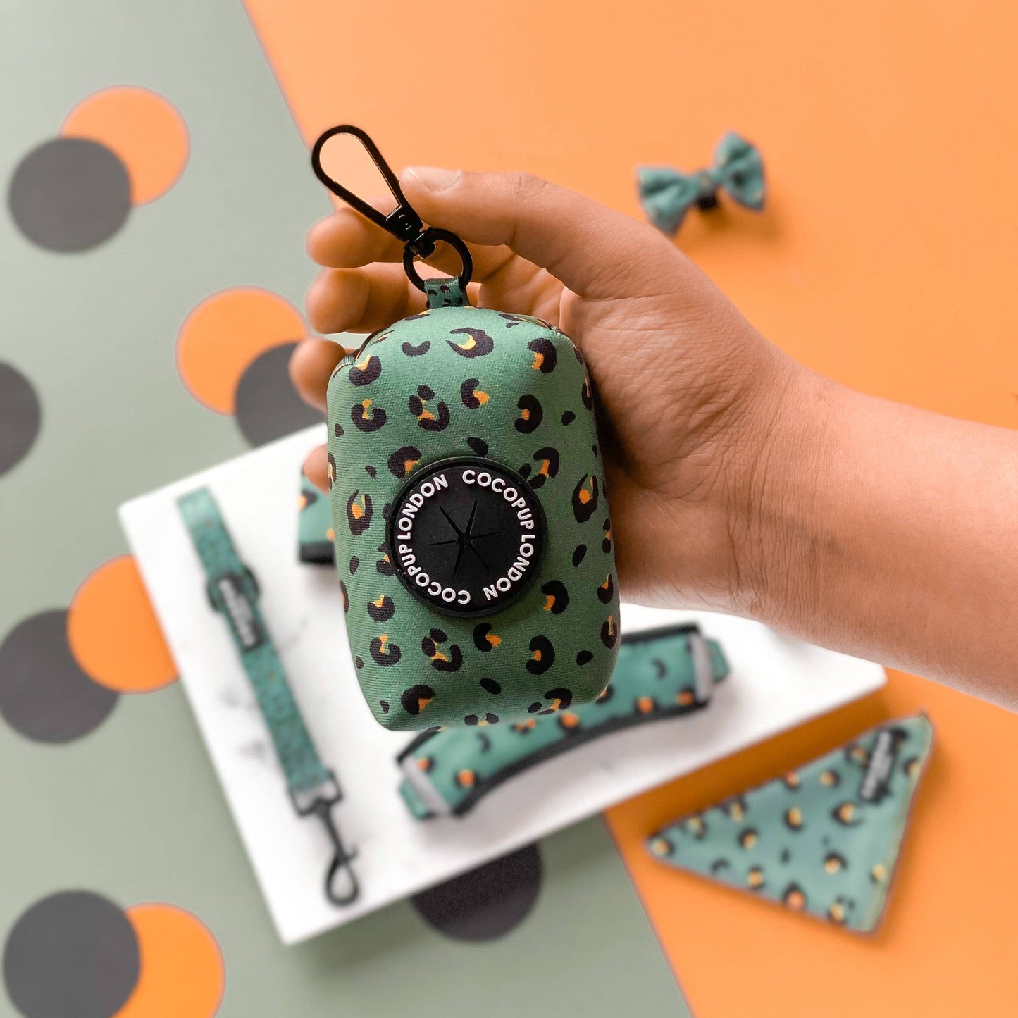 Porte-sac en forme de léopard kaki