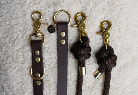 Laisse multiposition 3 points marron foncé