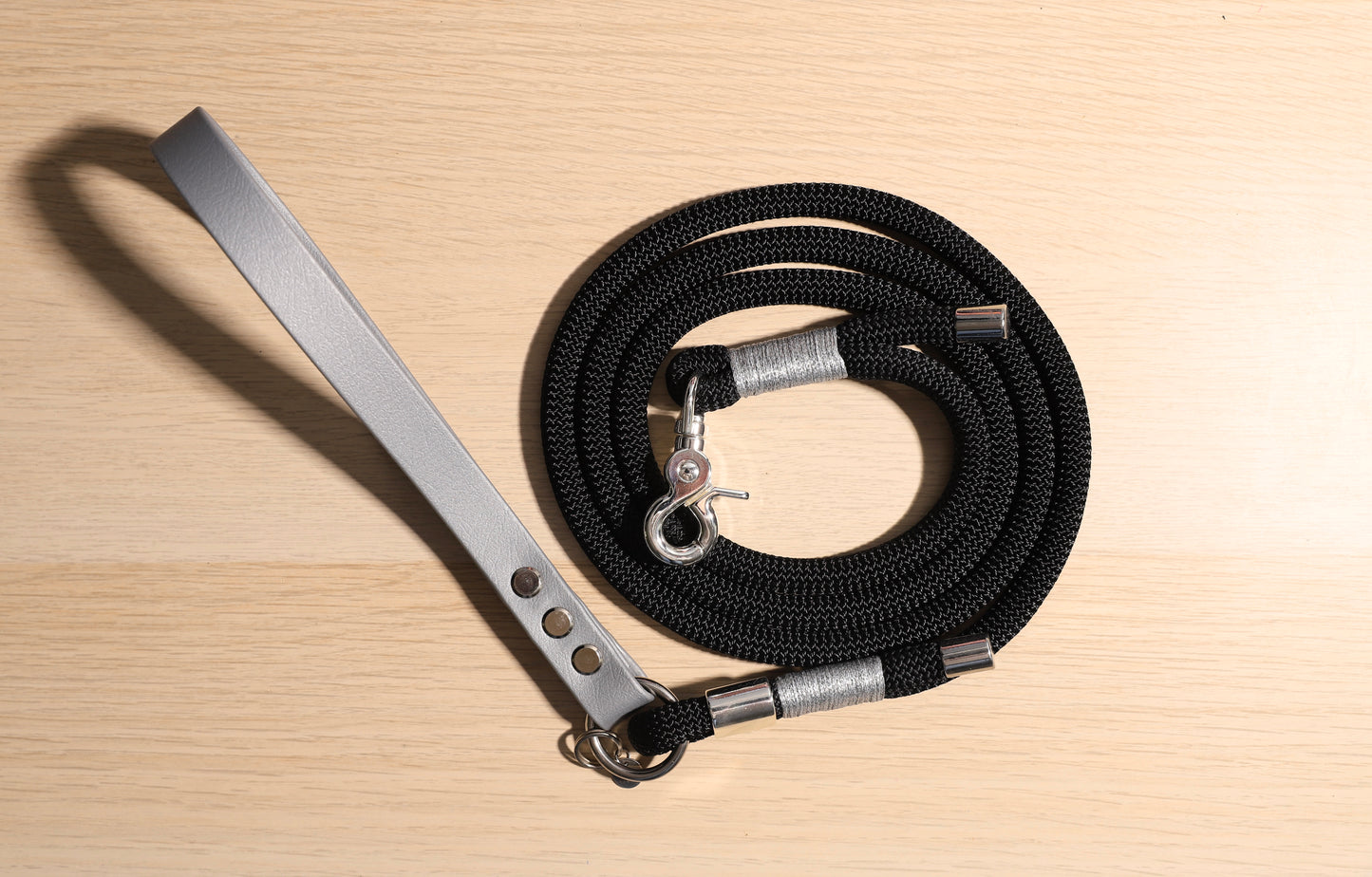 Laisse Noire et grise